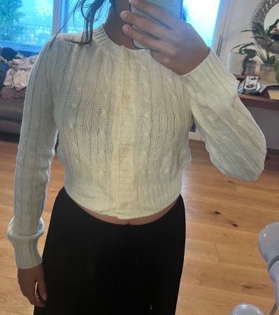 Cable knit cardigan
