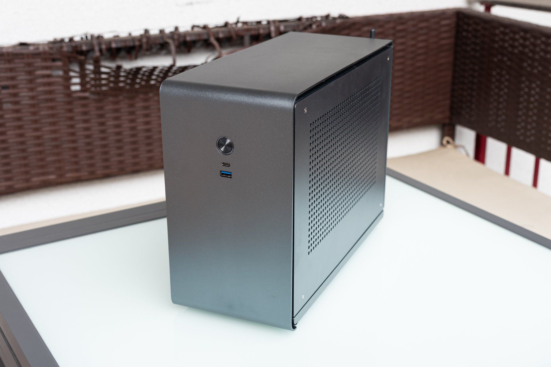 Mini Gaming PC, Ryzen 7 4.6 GHz, 2080 Super OC 8GB (Neu (gemäss ...