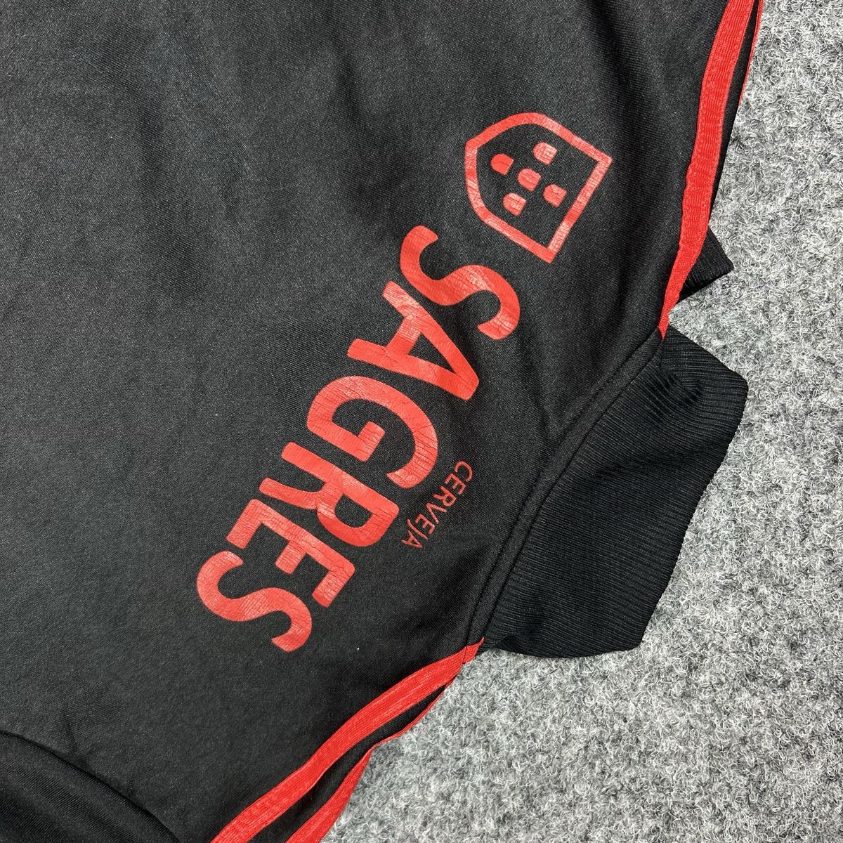 Adidas Jacken: Adidas Benfica jacket Medium  – Neu (gemäss Beschreibung) aus La Sagne NE von Matlasape 2