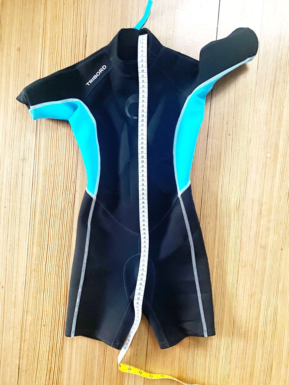 Anzüge: Neopren Shorty Anzüge – Gebraucht aus Grafenried von 3322 3