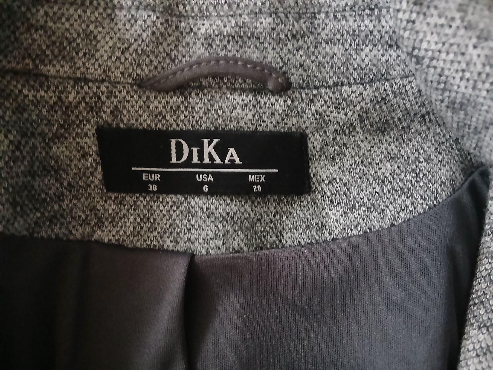 Giacche: DiKa Grey Blazer, Size 38, Elegant Look – Usato da Watt venduto da Tomaf 2