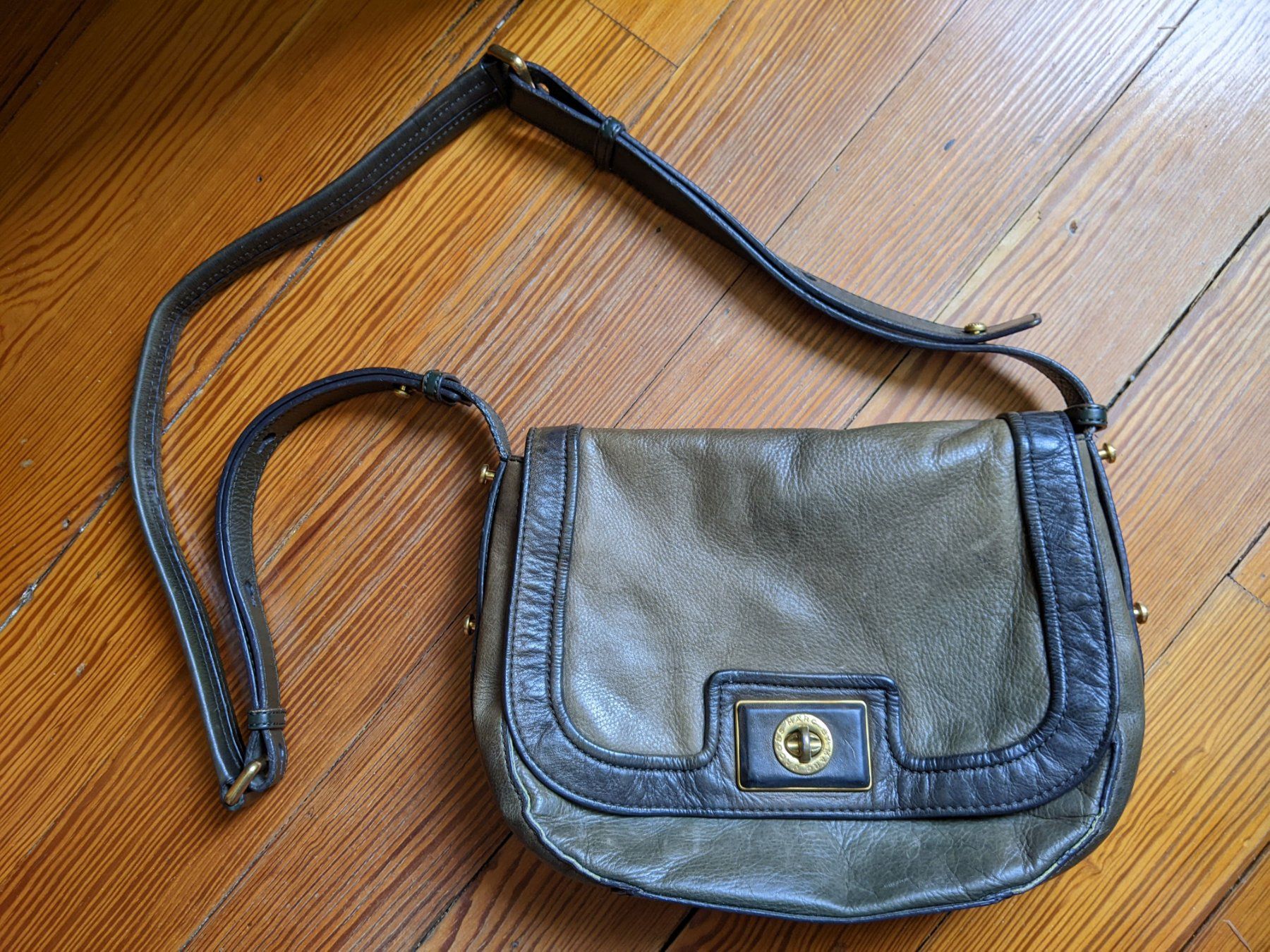 Marc Jacobs Borse da donna: MARC BY MARC JACOBS : Sac en cuir brun-vert – Usato da Petit-Lancy venduto da lilycerise 3