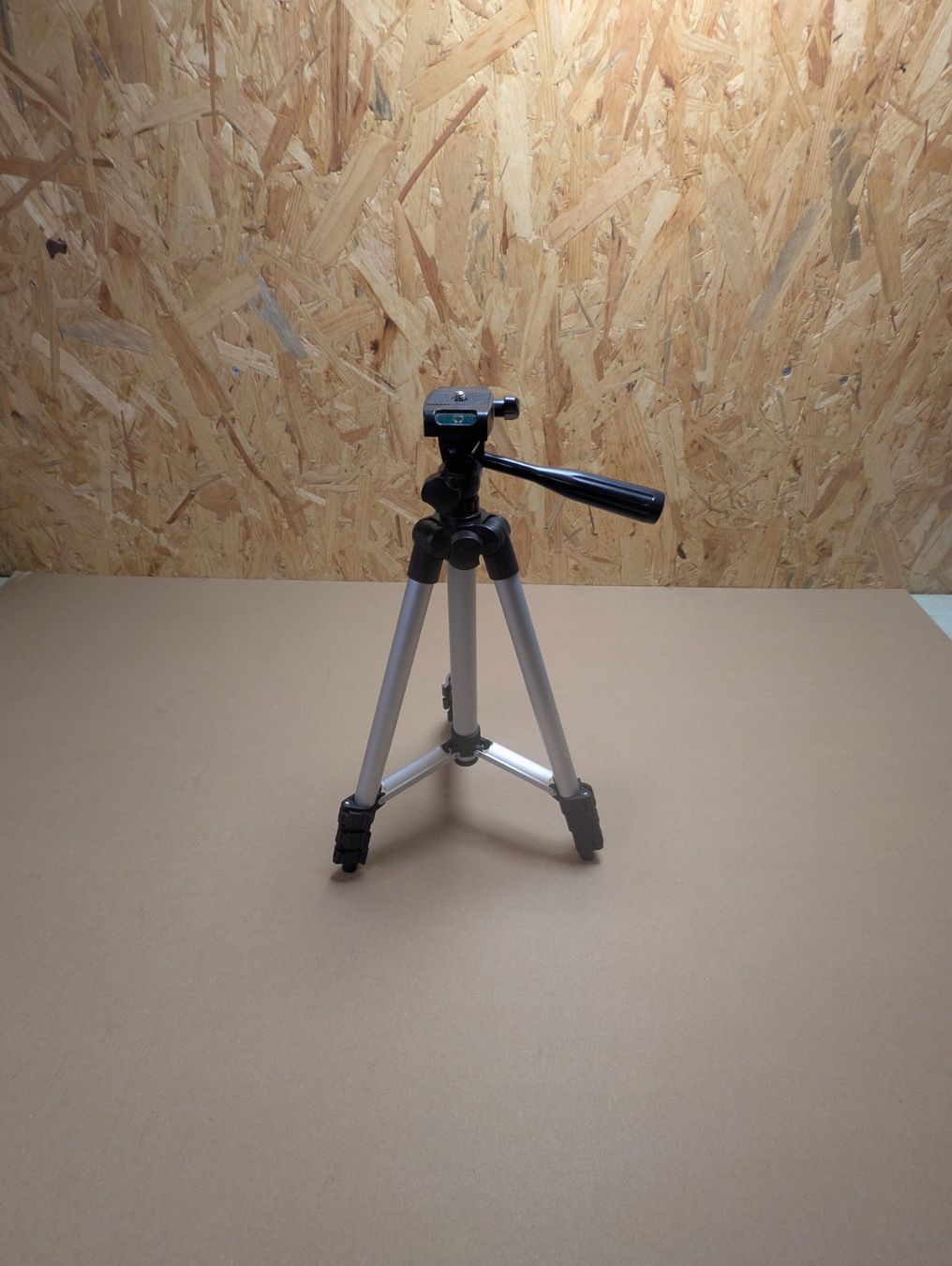 Supporti a parete: Trépied photo camescope – Usato da Portalban venduto da Deuxieme-vie