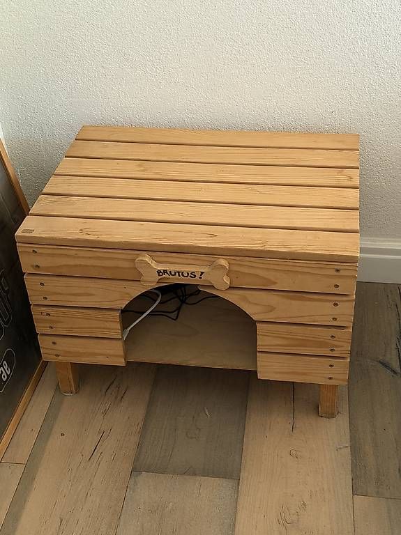 Tabourets: Tabouret en bois  – D'occasion à Epalinges par flo_7p8m