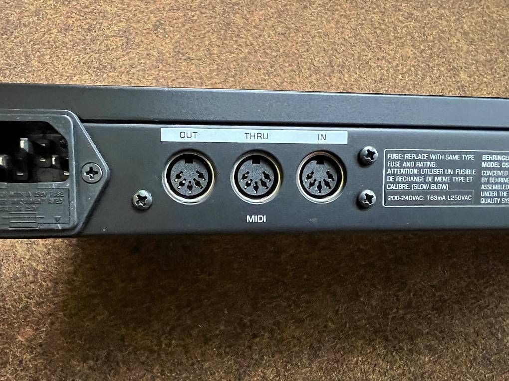 Behringer Instruments de musique: Behringer Feedback Destroyer DSP1100 – D'occasion à Winznau par Toledo54 1