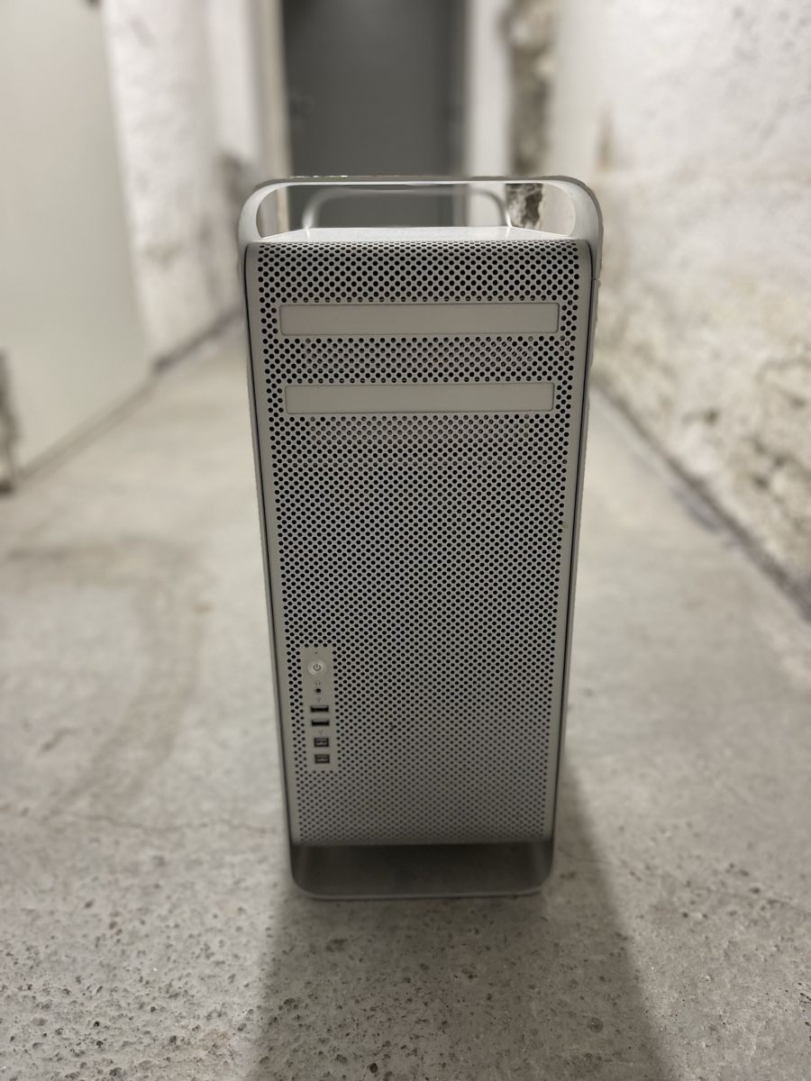 Apple PCs: Apple Mac Pro tower – D'occasion à Genève par DEBARR.AS 1