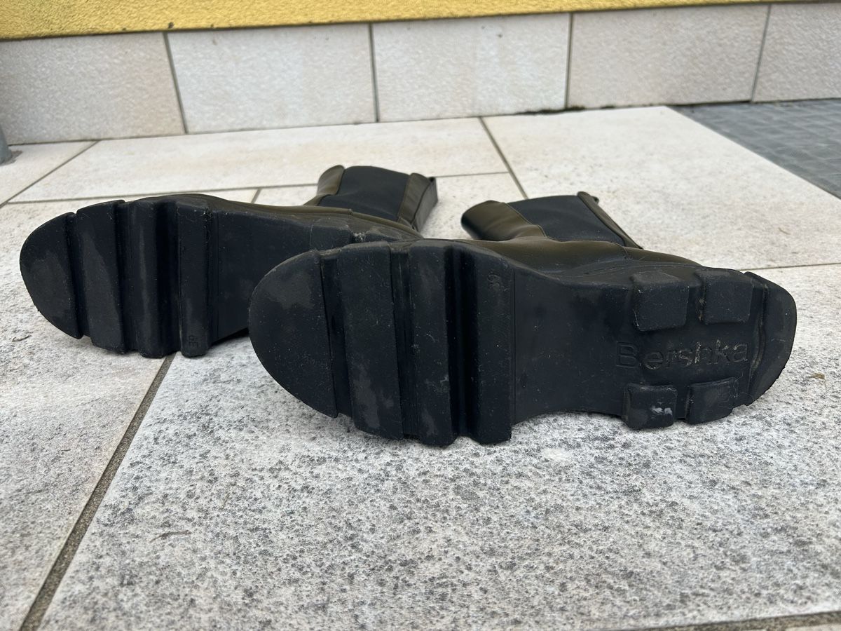 Bershka Scarpe da donna: Black boots – Nuovo (secondo la descrizione) da Arzo venduto da val_55vd 2