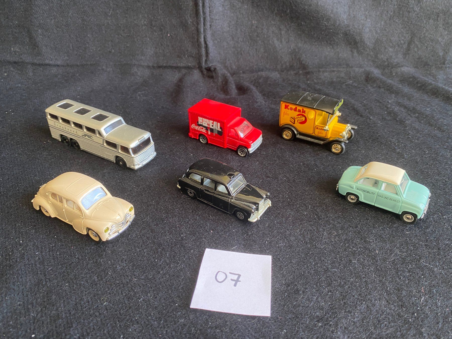 Modellautos: Modellauto-Konvolut – 65 Modelle, div. Massstäbe – Gebraucht aus Steinhausen von Kruizer 6