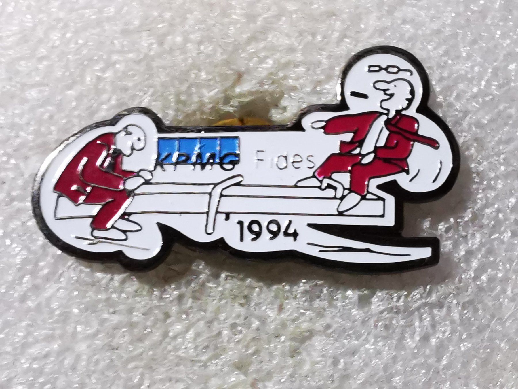 Placchette & Badge: Ansteckpin 17: KRMG – Usato da Oppligen venduto da Pin-Fall-Shop