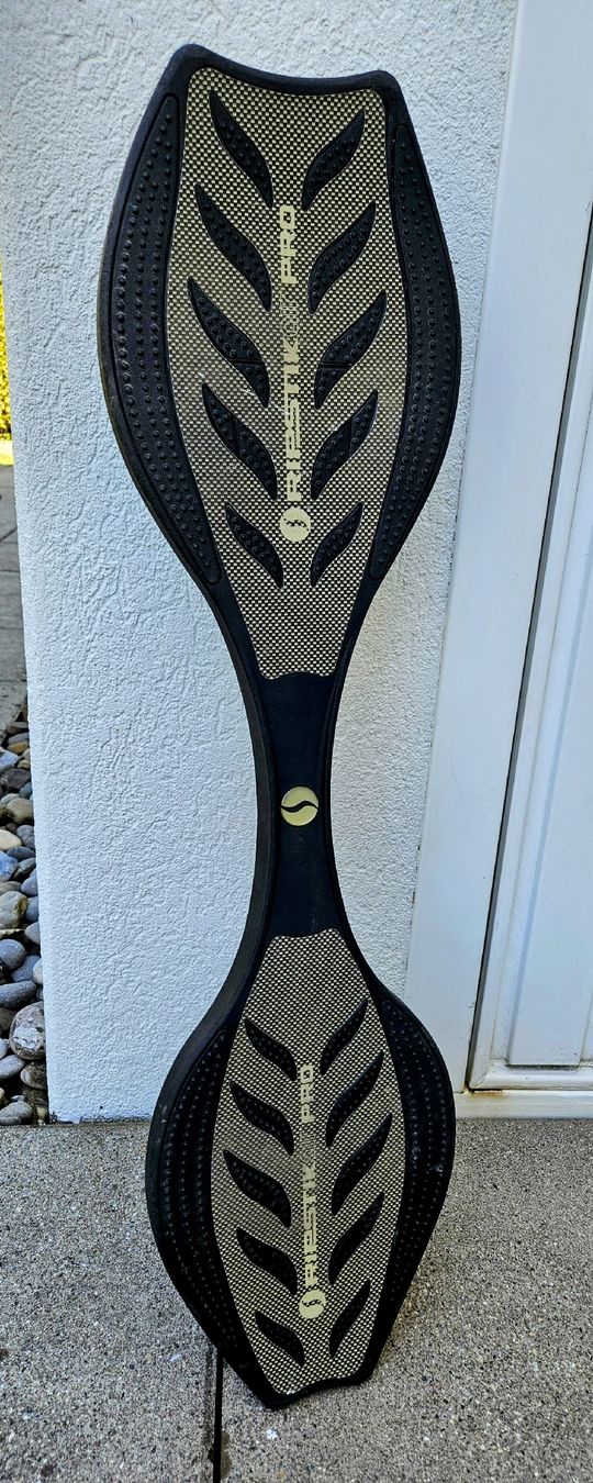 Skateboards: RipStik Air Pro Waveboard – Gebraucht aus Felben-Wellhausen von  2