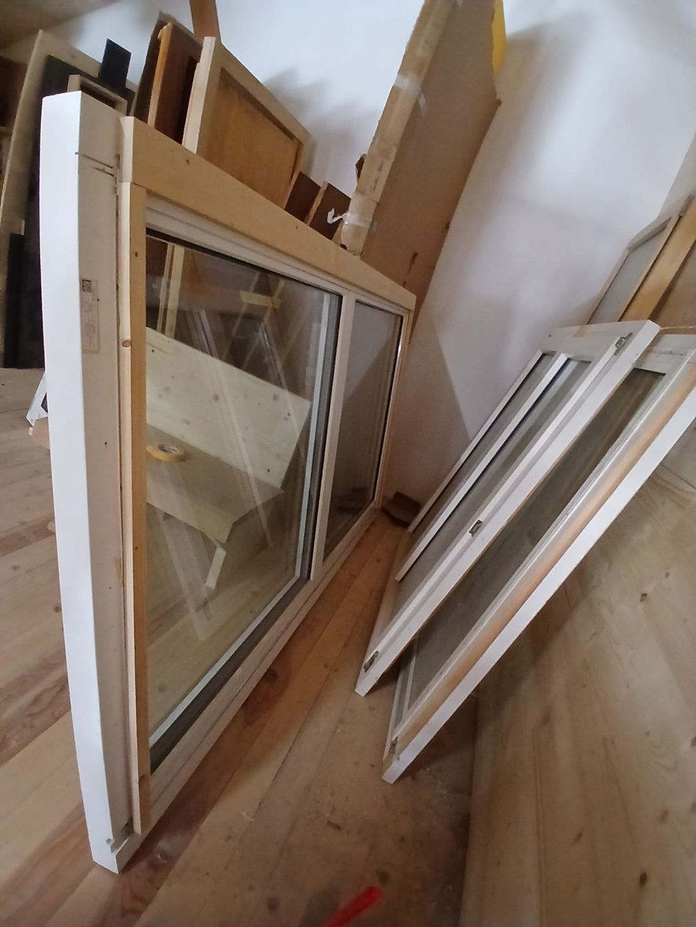 Finestre: Fenster Holz-Metall – Usato da Unterwasser venduto da bischofunterwasser