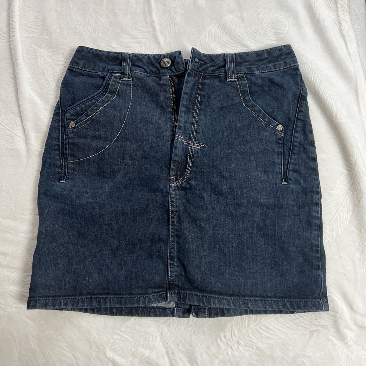 Röcke: vintage y2k jeans skirt – Gebraucht aus St. Margrethen SG von swiss_secondhand