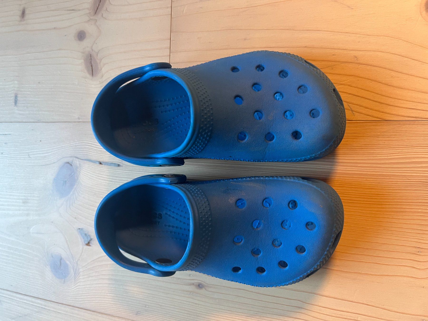 Crocs Schuhe für Jungen: Crocs Kinder Gr.12 – Gebraucht aus Zürich von normanprice 2