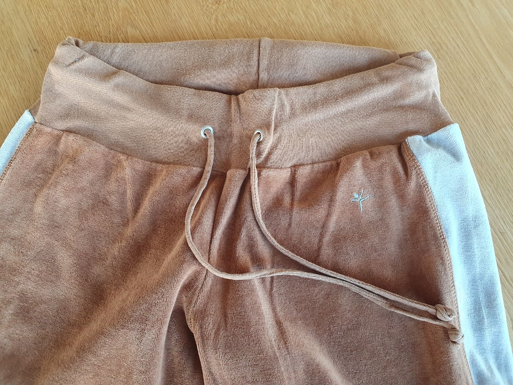 Lotti di vestiti: 4x Trainerhosen Gr. S/M – Usato da Villars-sur-Glâne venduto da richardette 6
