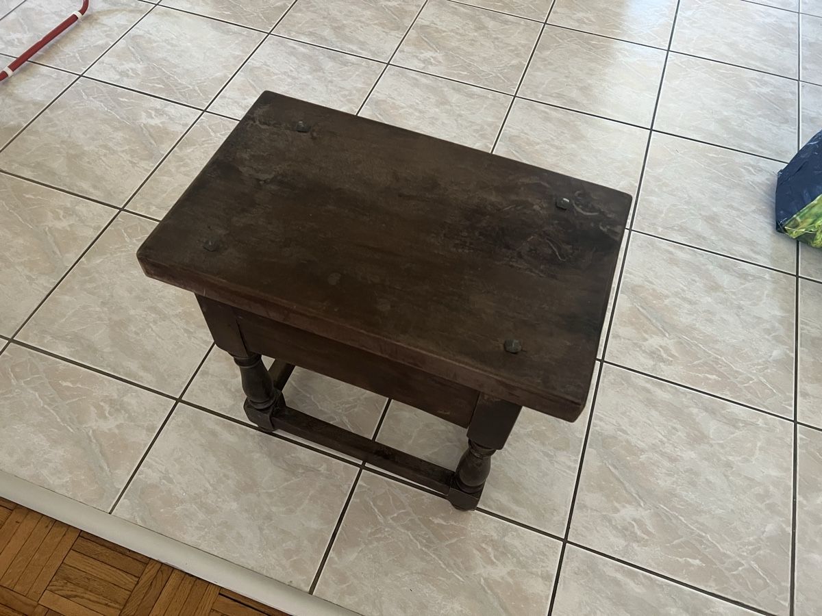 Nachttische: Petite table de nuit en bois noir – Gebraucht aus Sion von cyr_l5jd 2