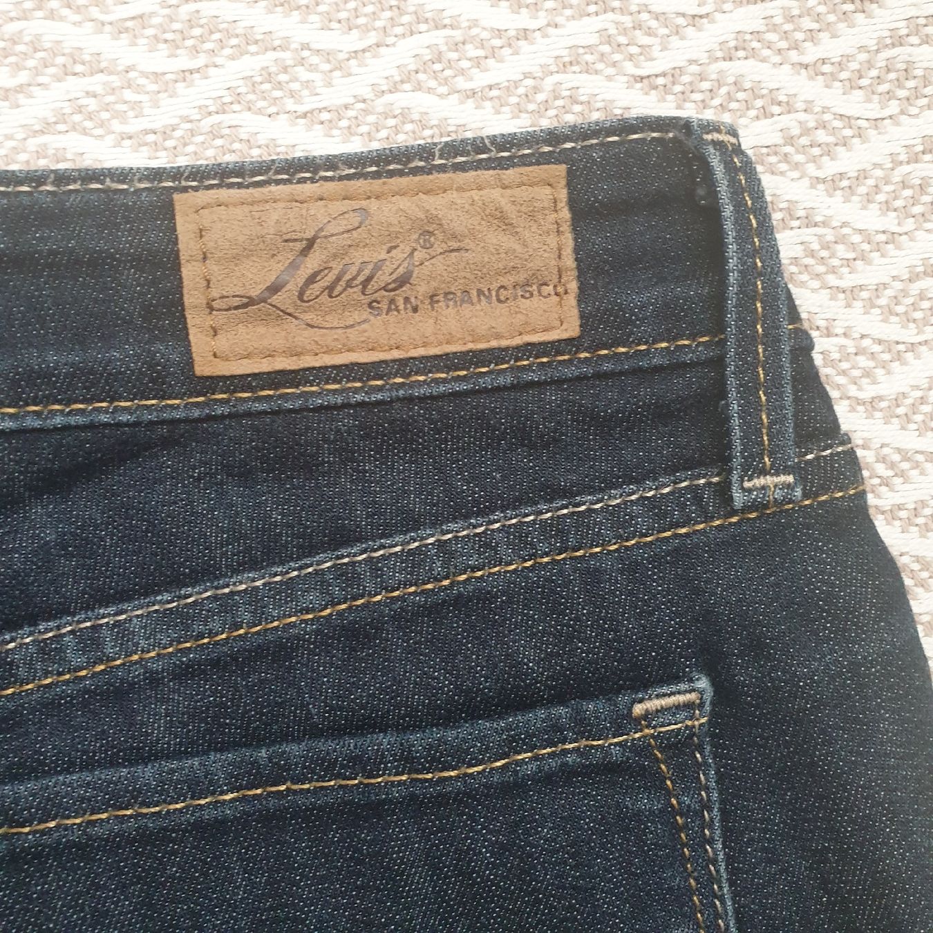 Levi's Jeans: LEVIS Grösse 28 – Nuovo (secondo la descrizione) da Frenkendorf venduto da Moon111 3