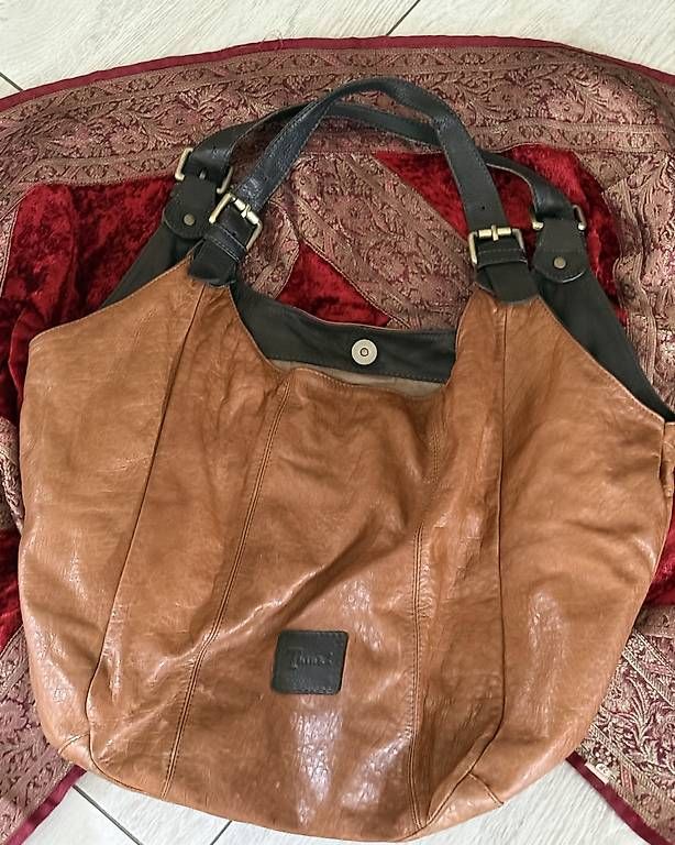 Borse da donna: Lederhandtasche – Usato da Bergdietikon venduto da ulr_r9x5 2