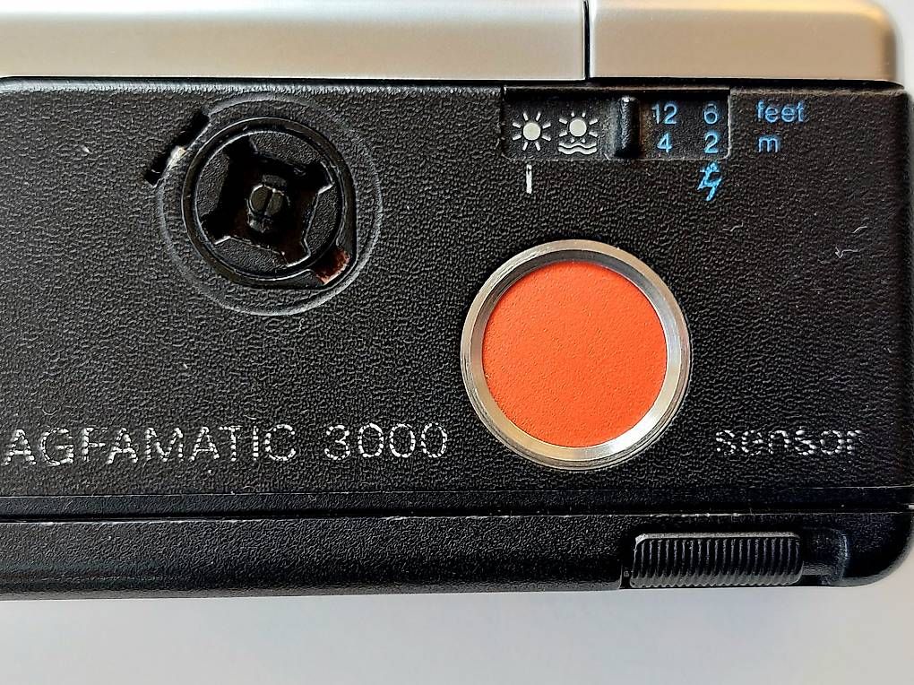 Agfa Fotocamera: Fotokamera  Agfamatic 3000 – Usato da Seuzach venduto da Heinz7947 2