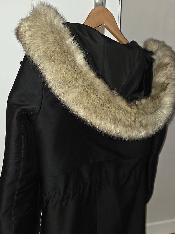 Vestes: Leichte Winterjacke Mango – D'occasion à Zumikon par CiaVS 1