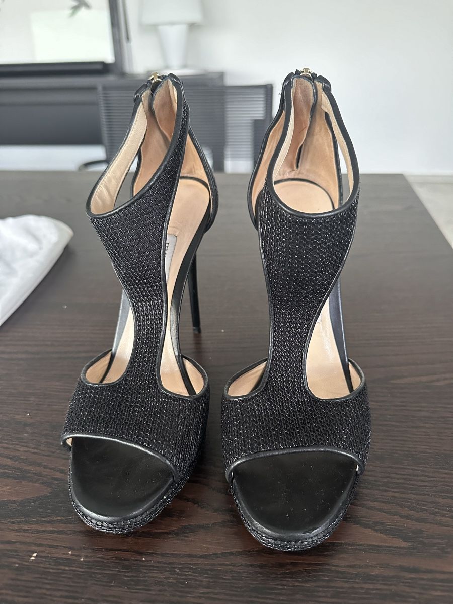 Jimmy Choo Scarpe da donna: Jimmy Choo schwarz 38 – Usato da Meilen venduto da tan_v628