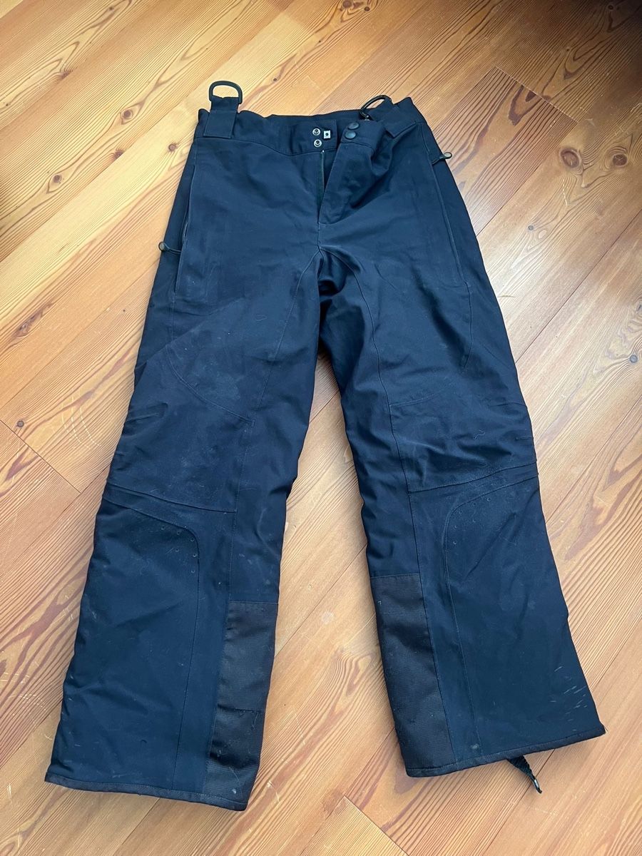 Thömus Pantaloni: Kinderskihose Thömus 152 – Usato da Heiligenschwendi venduto da bernair01