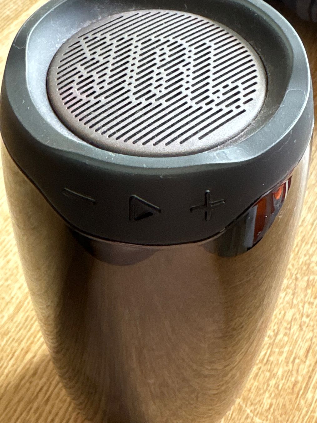 JBL Lautsprecher: JBL Pulse 4 – Gebraucht aus Uster von Nyyk 2