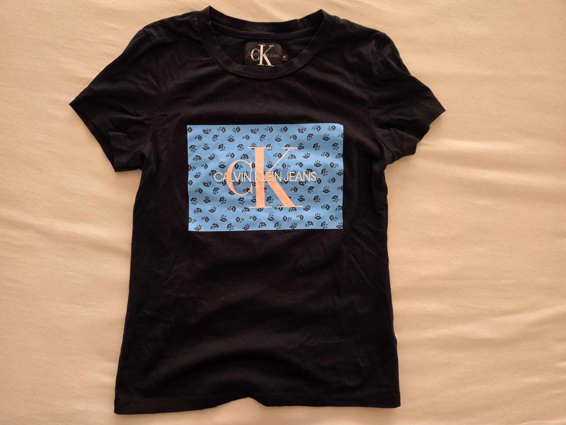 Calvin Klein T-Shirts: Calvin Klein Shirt M – Gebraucht aus Zürich von Takili123