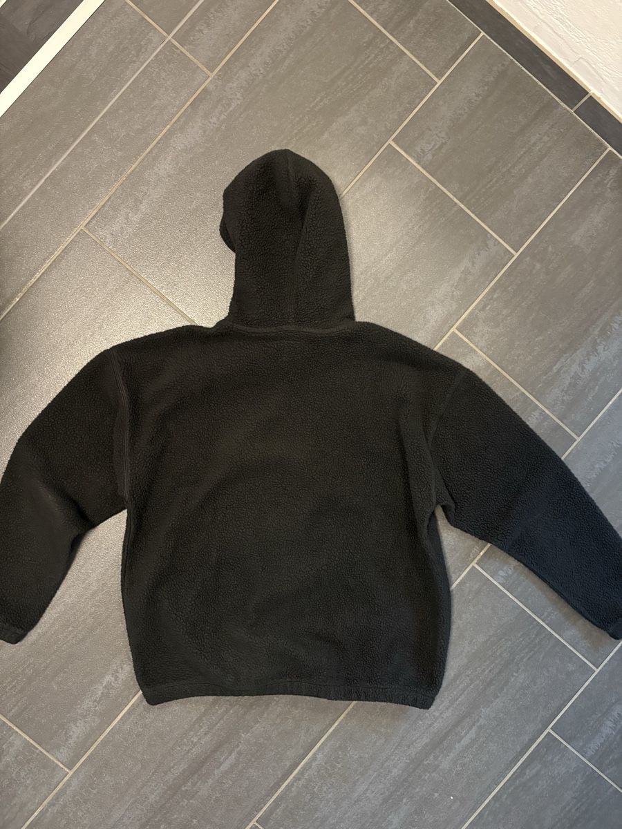 Levi's Maglioni & Felpe: Levi‘s Fleece Kapuzenpullover M – Usato da Rümlang venduto da svent 8