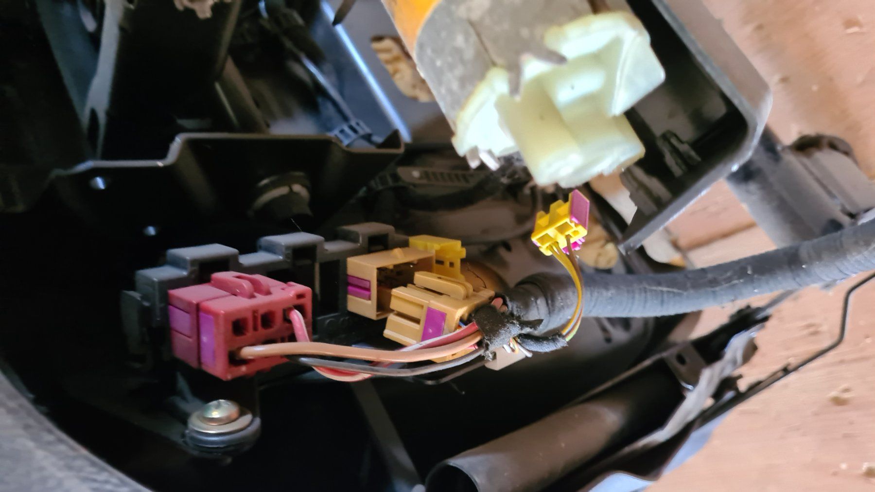 Seat Tutti pezzi di ricambio auto: Seat Leon Ledersitze – Usato da Au SG venduto da fiat27 2