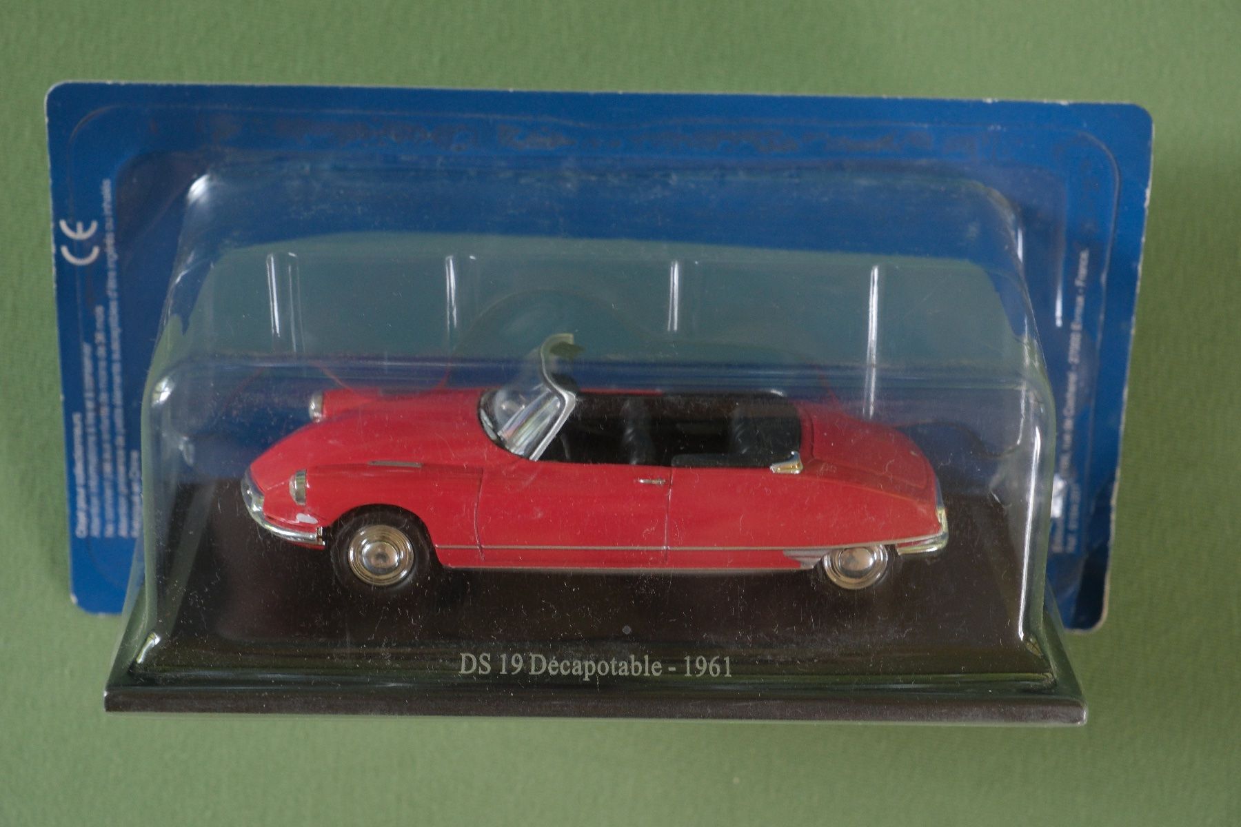Citroën Modellautos: Citroen DS 19 Décapotable rot 1:43 – Neu und originalverpackt aus Bern von Dibe2