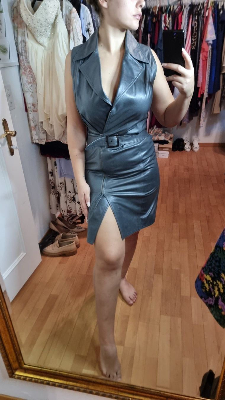 Kleider: Elegantes Lederkleid Gr. 38, tailliert, mit Gürtel – Gebraucht aus Wald ZH von CapLux 4