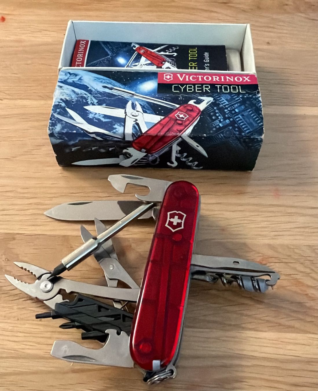 Victorinox Taschenmesser: VICTORINOX  CYBER TOOL SACKMESSER – Neu (gemäss Beschreibung) aus Zürich von Frei-Occasionen 4
