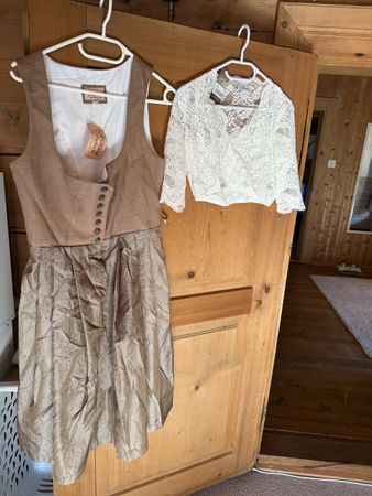 Ungetragenes Dirndl zu verkaufen