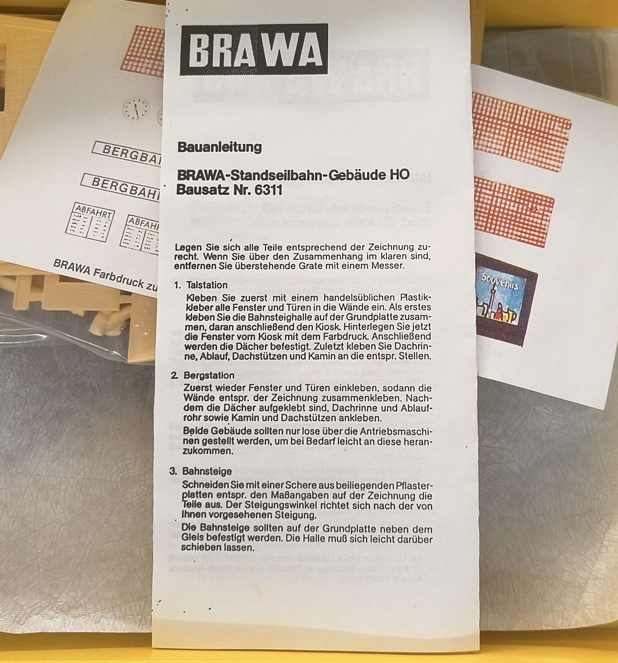 Brawa Modellini di ferrovie: BRAWA Seilbahn-Gebäude Bausatz 6311 HO – Nuovo e nell'imballaggio originale da Wangs venduto da mobacom 1