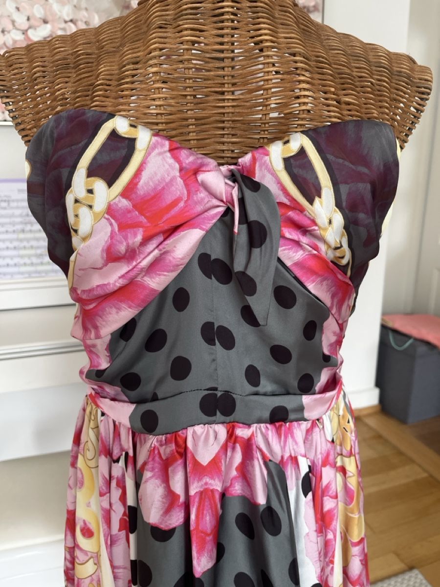 Guess Vestiti: Kleid von Guess, M – Usato da Solothurn venduto da Bobesch08 1