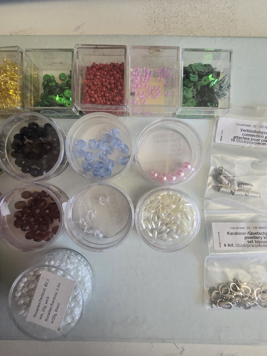 Kit bricolage: Bastelset mit Perlen, Pailletten & Zubehör – Usato da Pfäffikon SZ venduto da gmw_8nk9 3
