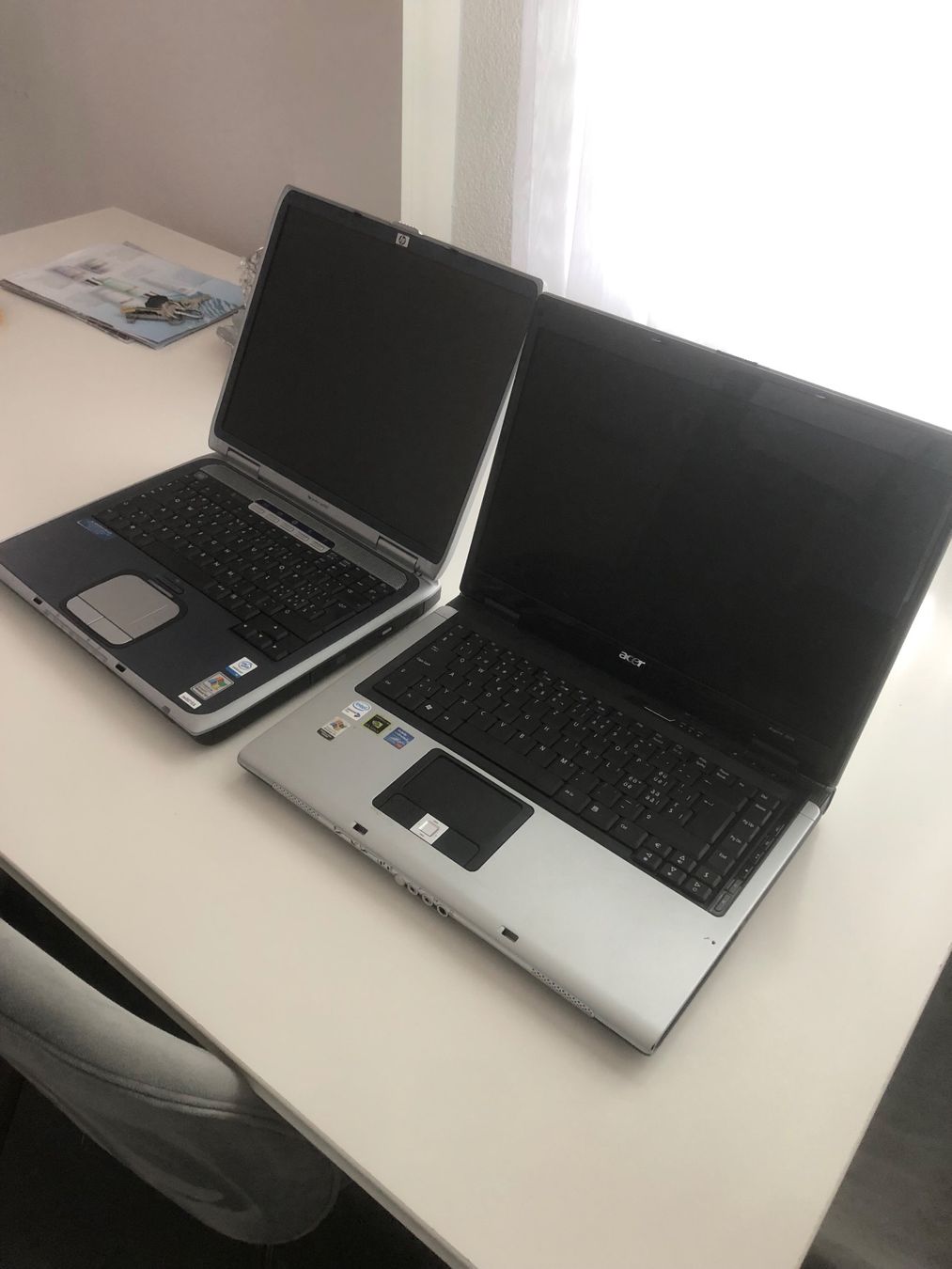 Notebooks: Zwei Laptop – Defekt aus Zug von uri_z6fm