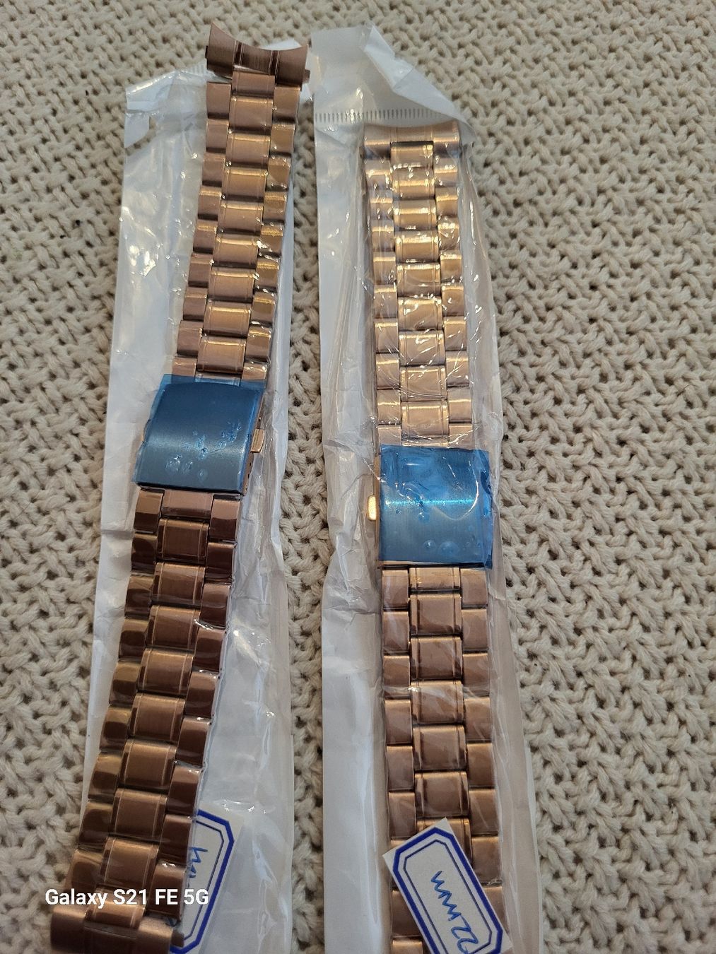 Bracciali & Braccialetti: Uhrenarmband 22mm universale – Nuovo e nell'imballaggio originale da Riehen venduto da tamola67