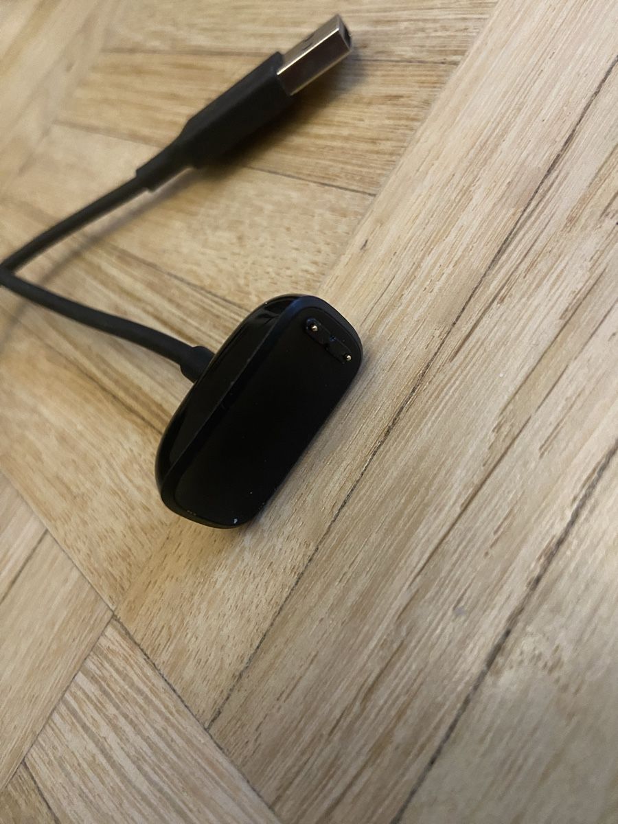 Smartwatch-Zubehör: Ladekabel Fitbit Charge 6 – Gebraucht aus St.Gallen von Arc9 1