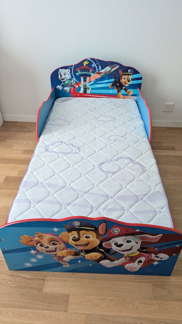 Betten: Kinderbett Paw Patrol – Gebraucht aus Zollikerberg von rac_x6sq