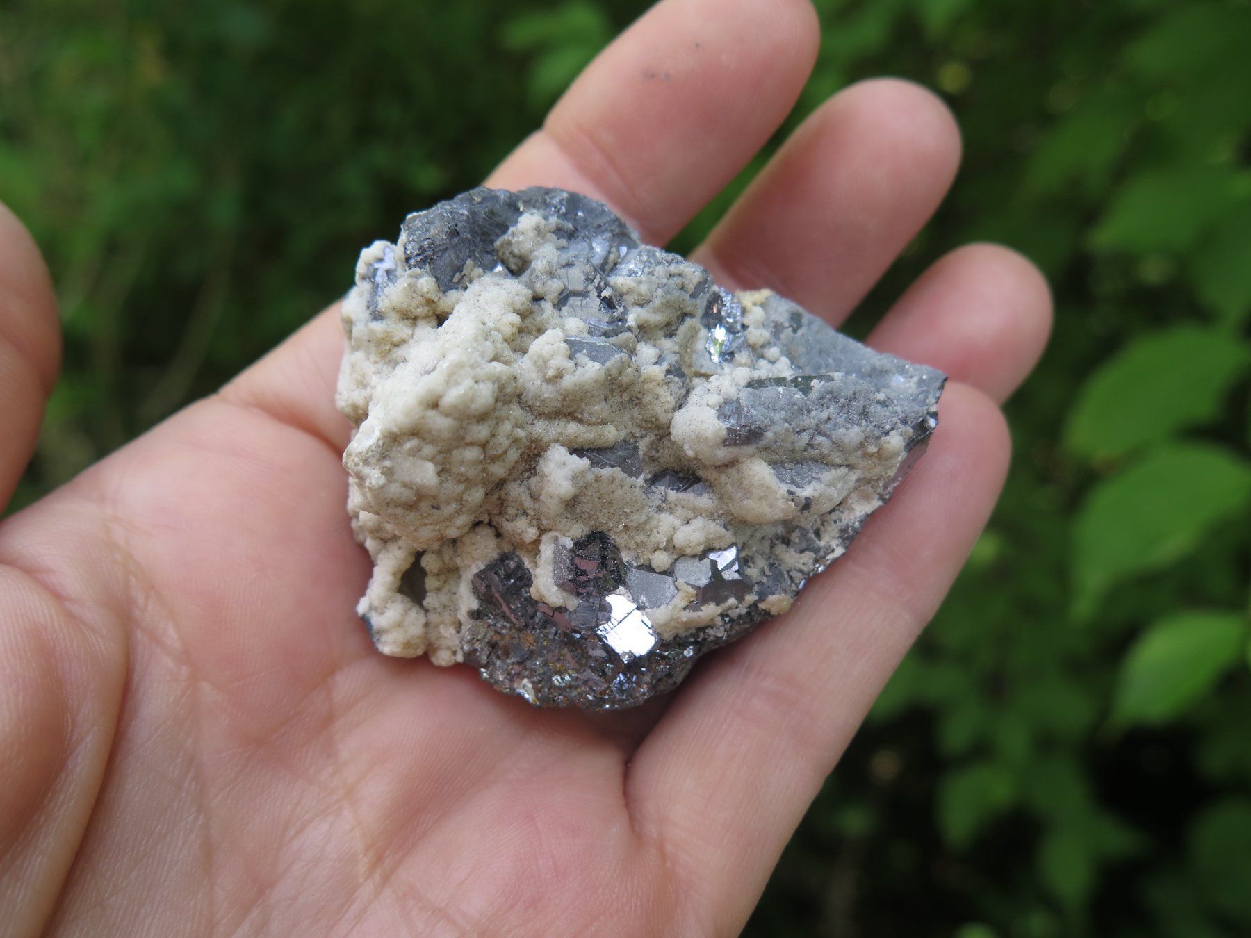 Mineralien & Heilsteine: Quarz mit Calcit und Galena – Gebraucht aus Schaffhausen von Yamakana51L8736OQ8 7