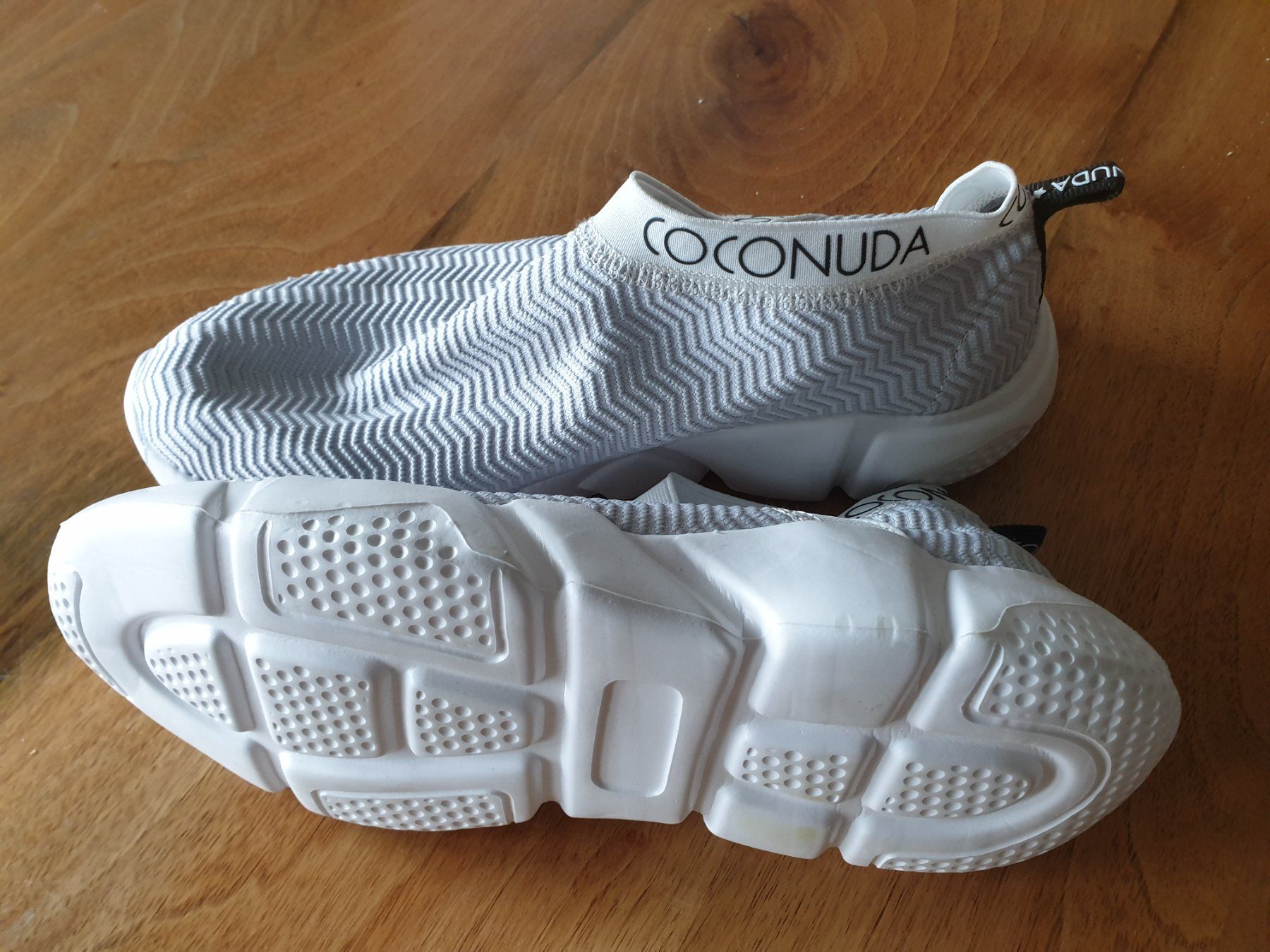 Werkzeuge: sneaker Schuhe – Gebraucht aus St.Gallen von EL03 1