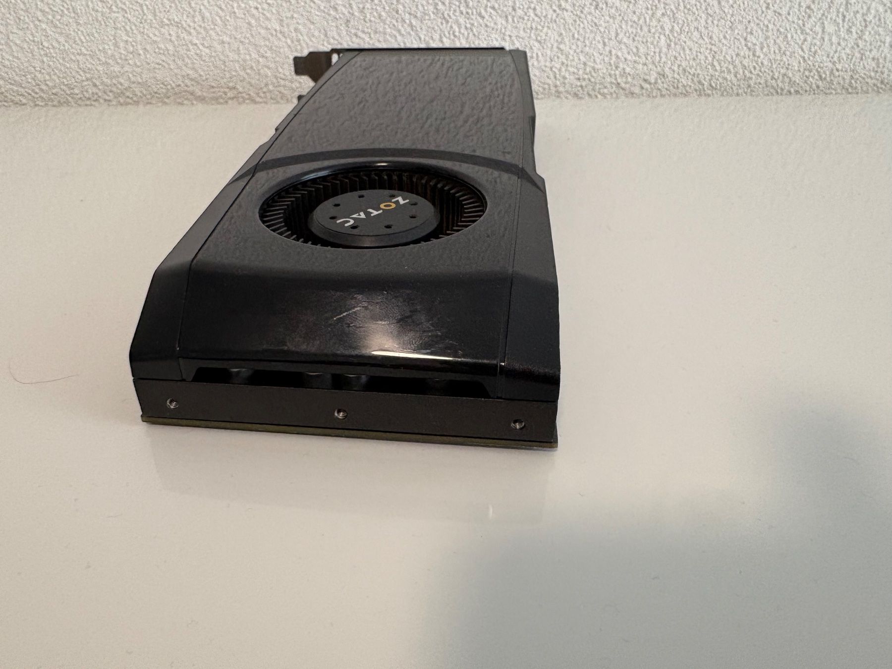 Zotac Grafikkarten: Zotac GeForce GTX 570 Grafikkarte – Defekt aus Lausen von sen_jm7c 4