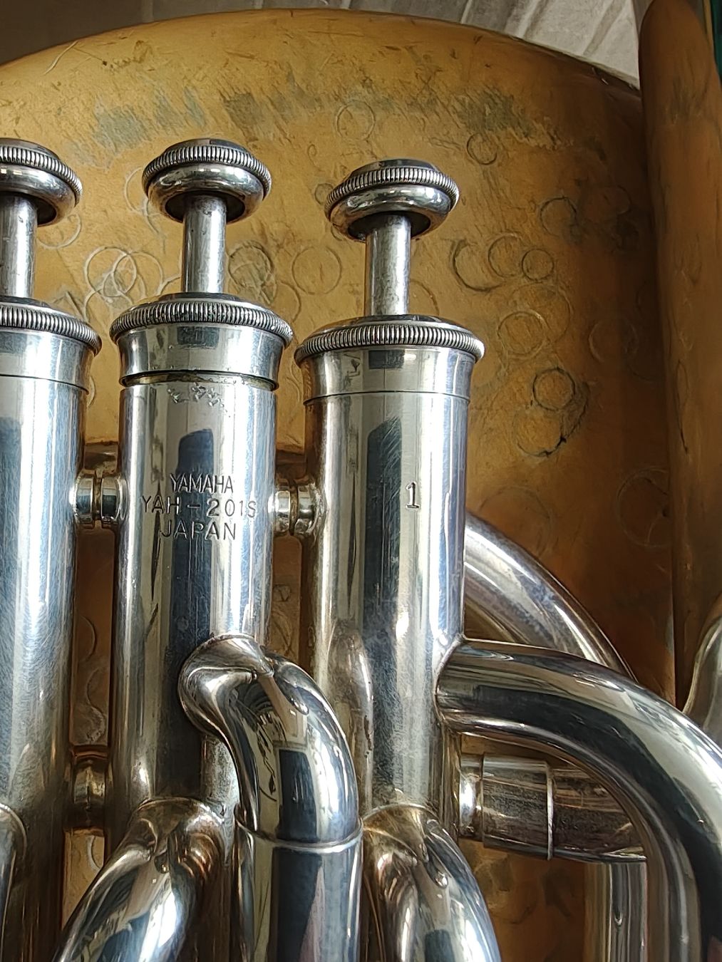 Yamaha Strumenti musicali: Es.Horn Yamaha 201.s – Usato da Langenthal venduto da Saxophone23 1