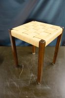 Skandinavischer Mid-Century Holzhocker mit Seilgeflecht