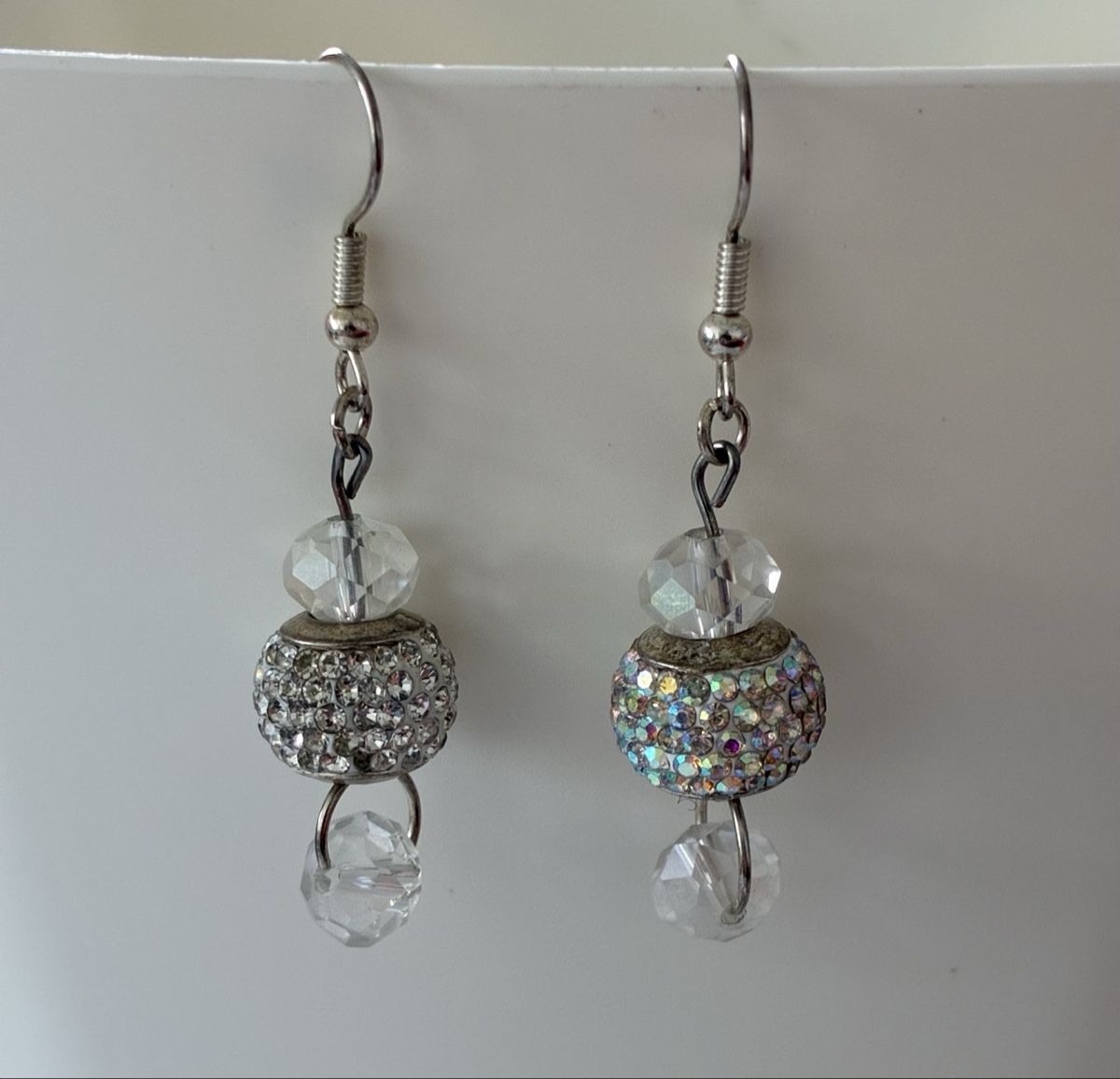 Ohrringe & -stecker: Ohrringe mit Strass und Glasperlen – Gebraucht aus Basel von cat_sq5m