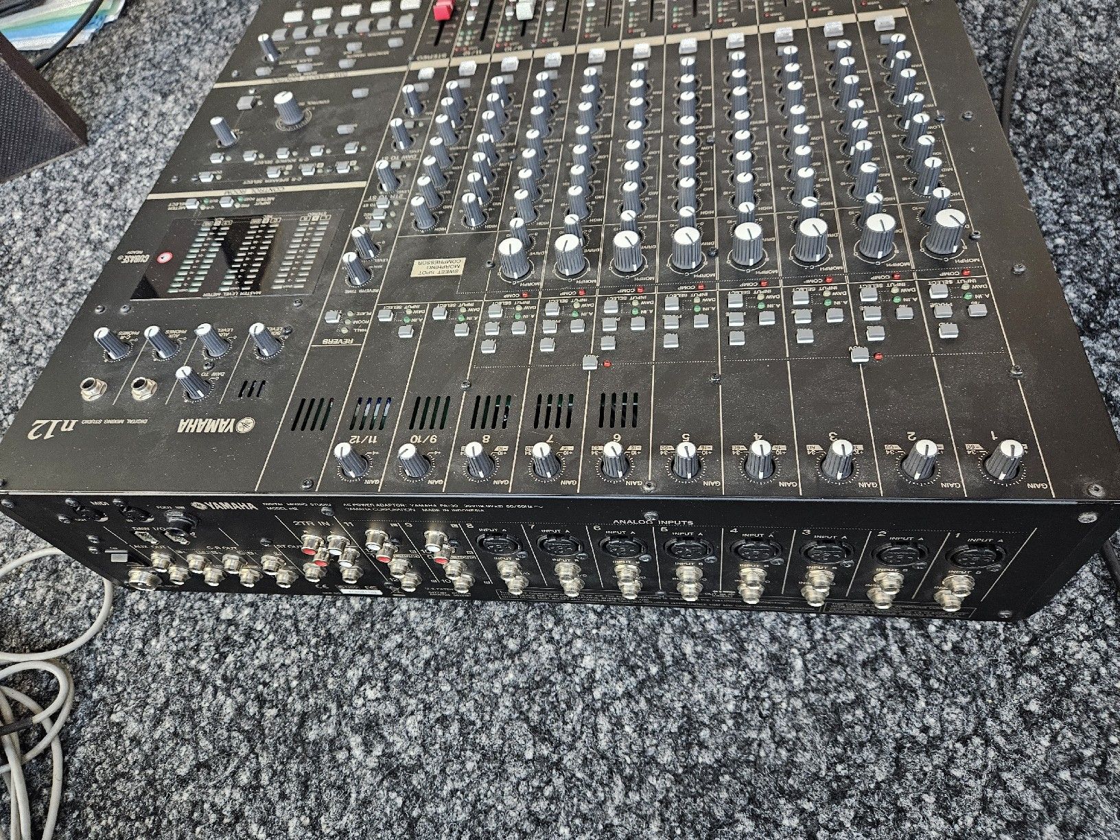 Console di mixaggio: Yamaha Mischpult n12 – Usato da Altstätten SG venduto da buechi05 2