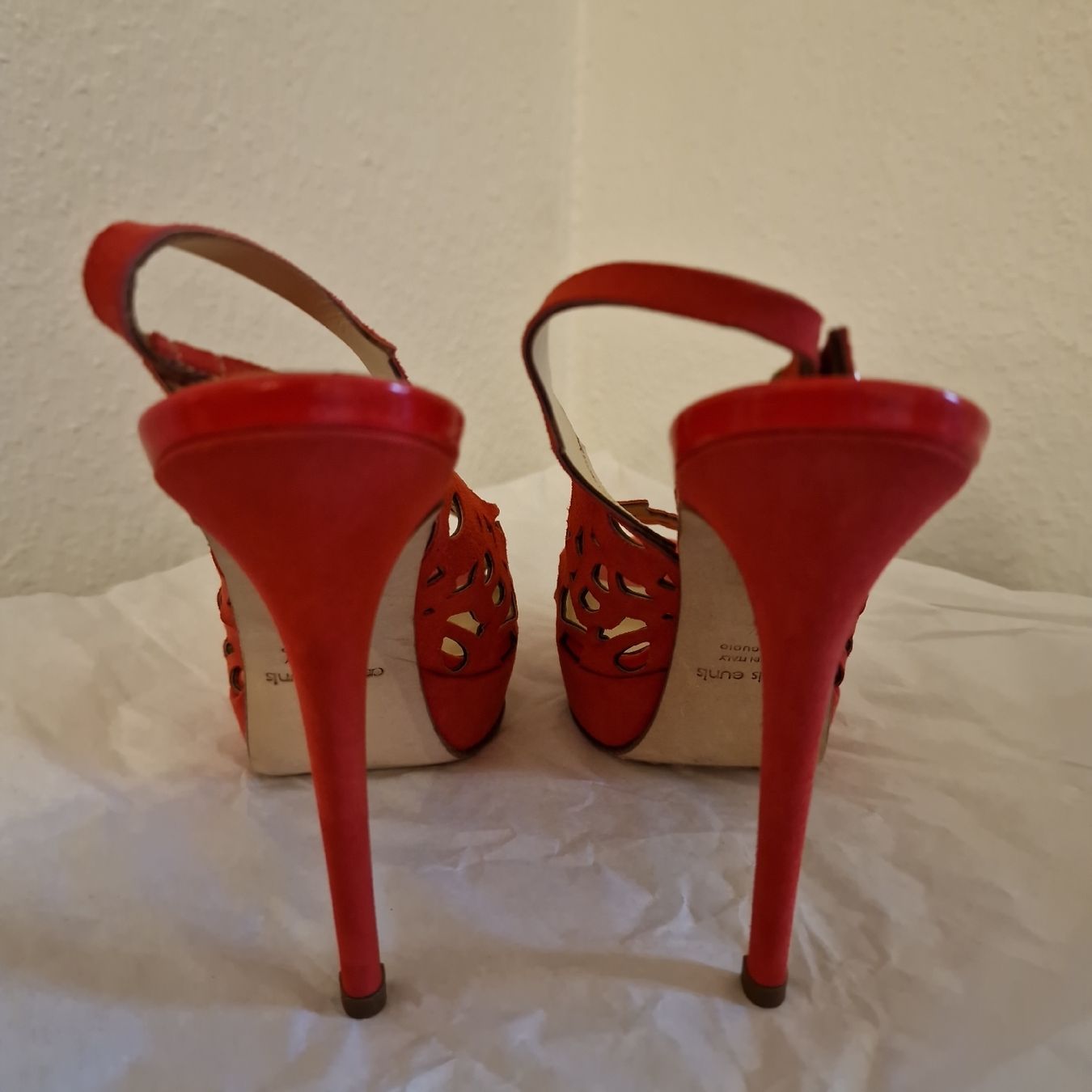 Damenschuhe: Escarpins rouges Dennis Eunis T38,5 – Neu und originalverpackt aus Genève von alv_6979 3