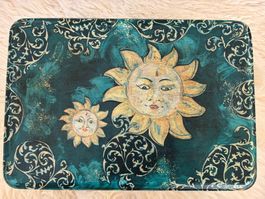Süsse Vintage Blechdose mit Sonne-Motiv, Sammlerstück
