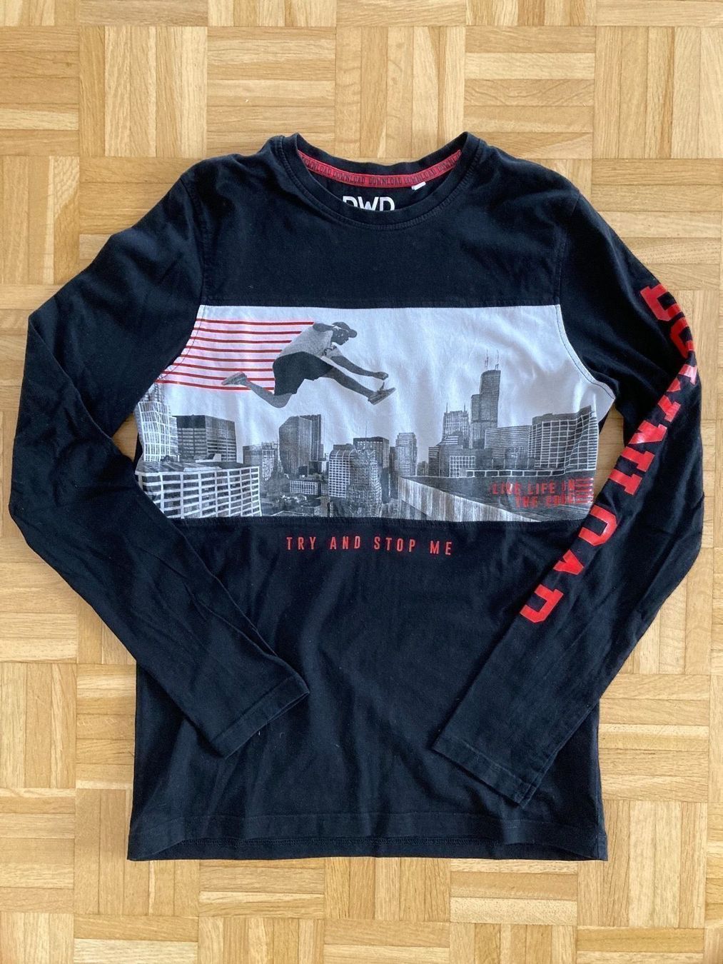 Maglioni & Felpe: Sportliches Sweat shirt – Usato da Leuk-Stadt venduto da nadlerhu 2